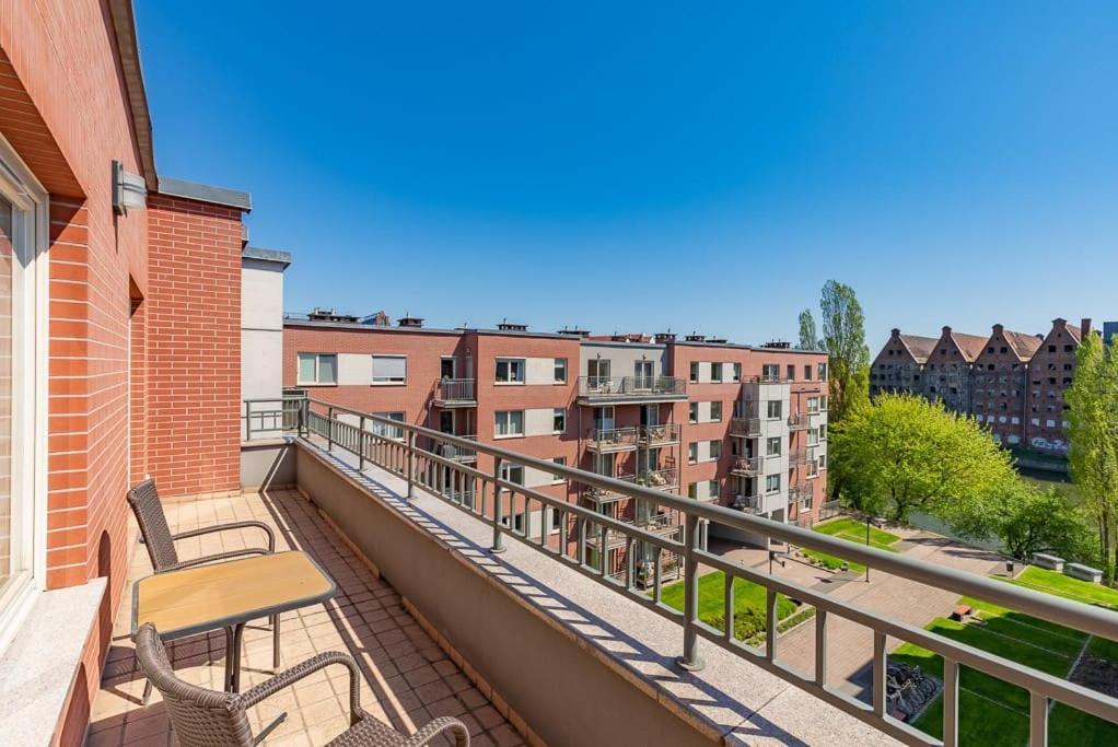 Apartment In The Heart Of Gdansk Exterior photo